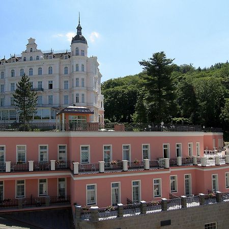 Отель Bristol Georgy House Карловы Вары Экстерьер фото