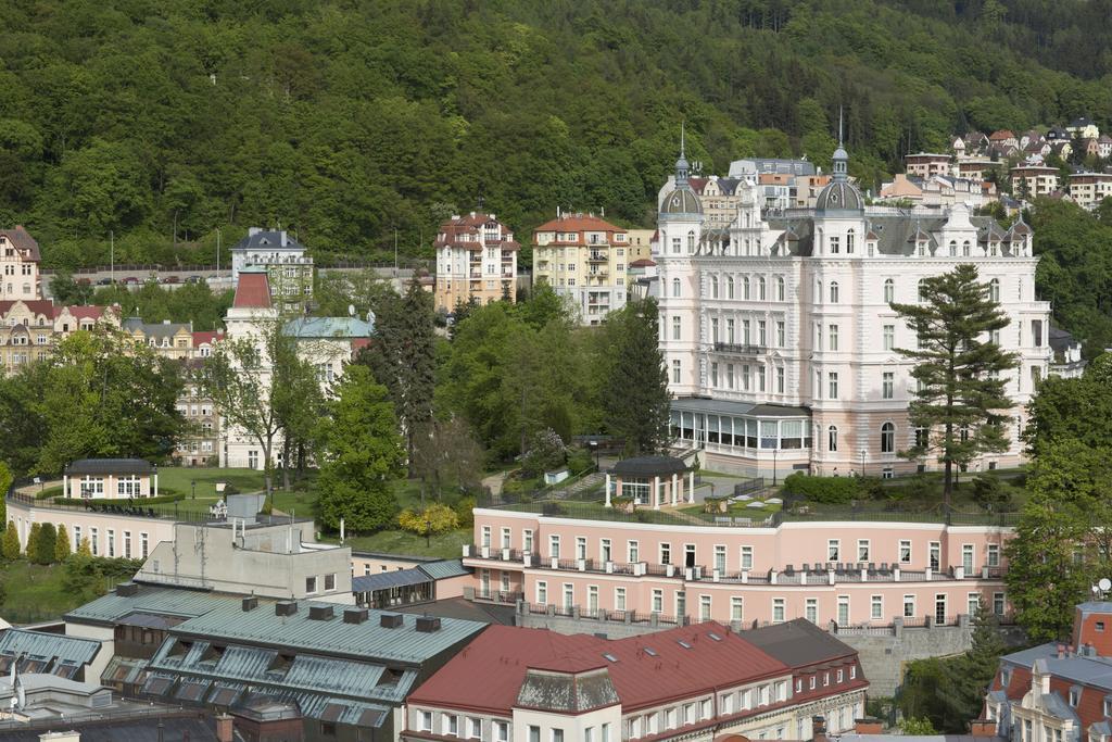Отель Bristol Georgy House Карловы Вары Экстерьер фото